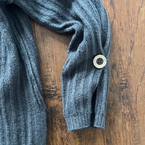 Free People Gray Ribbed Sweater - Picture 3 of 9